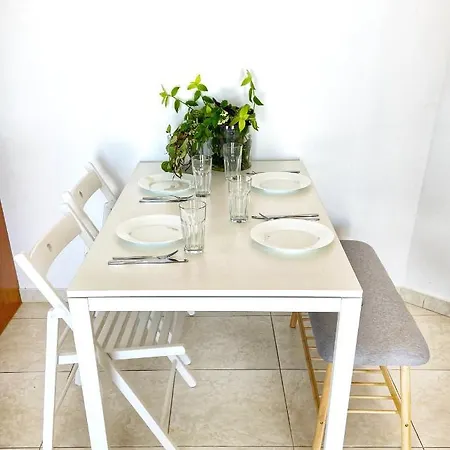 Apartamento Seaside Apartment, Walking Distance To The Beach. Kyparissia