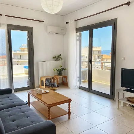 Apartamento Seaside Apartment, Walking Distance To The Beach.